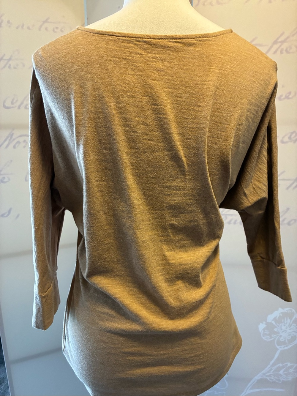 New w/o tag Coldwater Creek Tan Embellished Boatneck 3/4 Sleeve Top - Picture 5 of 5